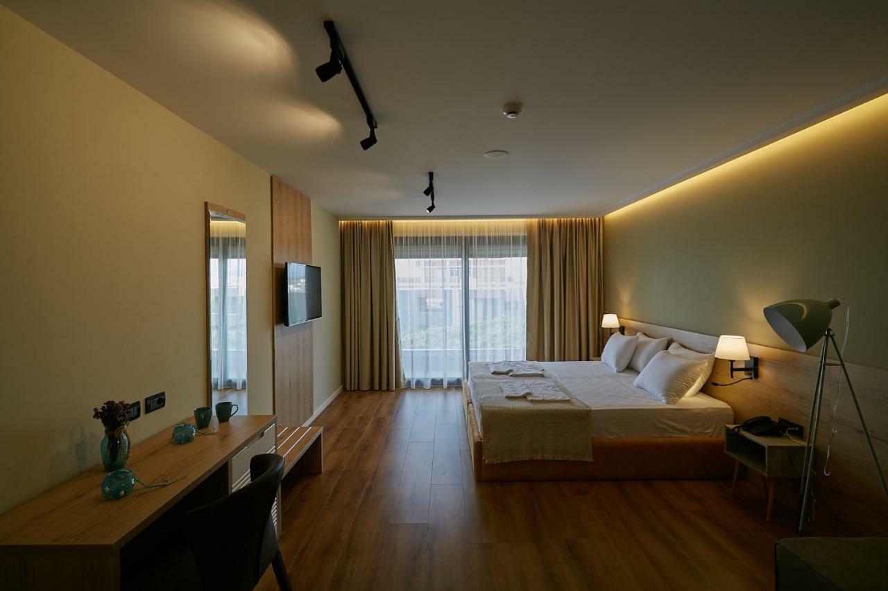 Eter Hotel Golem  Δωμάτιο φωτογραφία